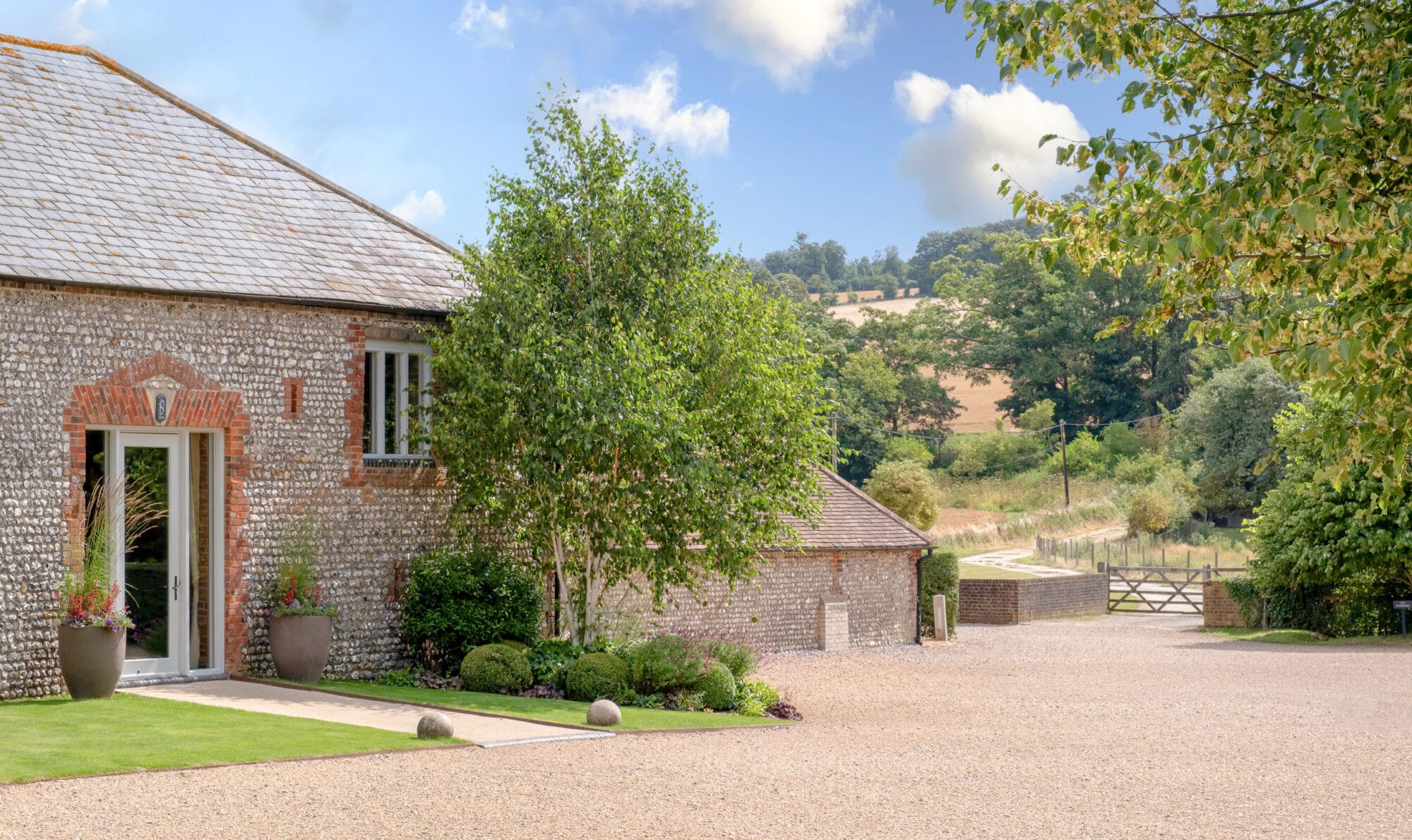 Farbridge, Chichester, Sussex, Barn Wedding