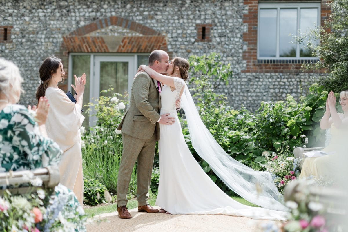 | Wedding D&B | Farbridge